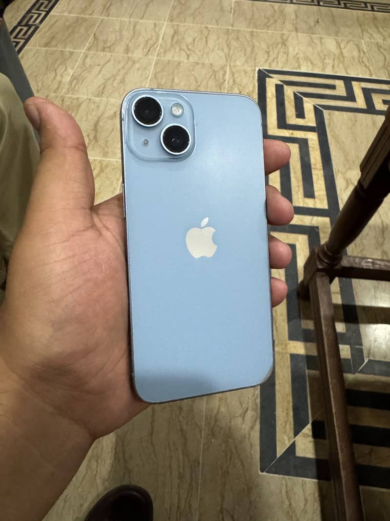 Apple iPhone 14 2