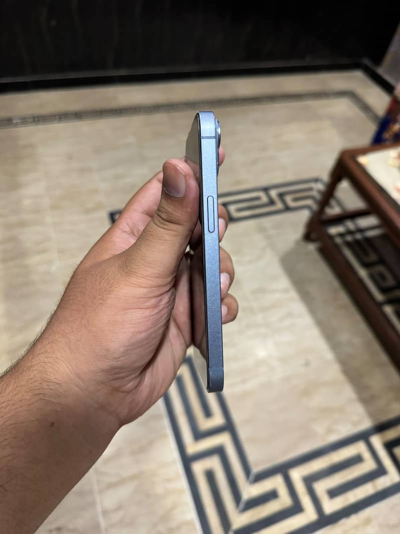 Apple iPhone 14 6