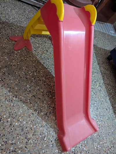 Children's Slides – Well Maintained