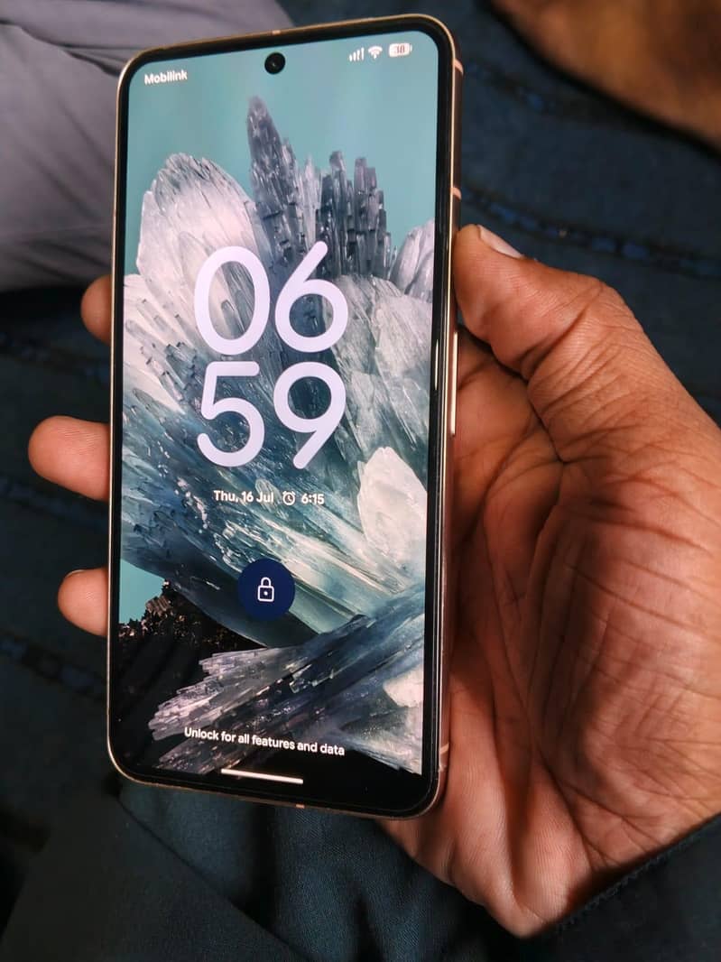 Google pixel 8 0