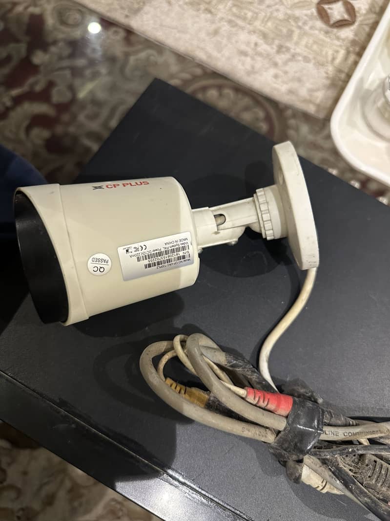 DVR + 8 camera 4