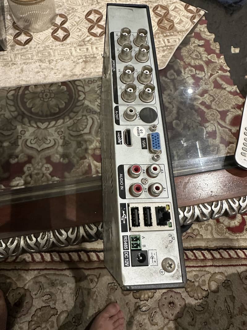 DVR + 8 camera 10