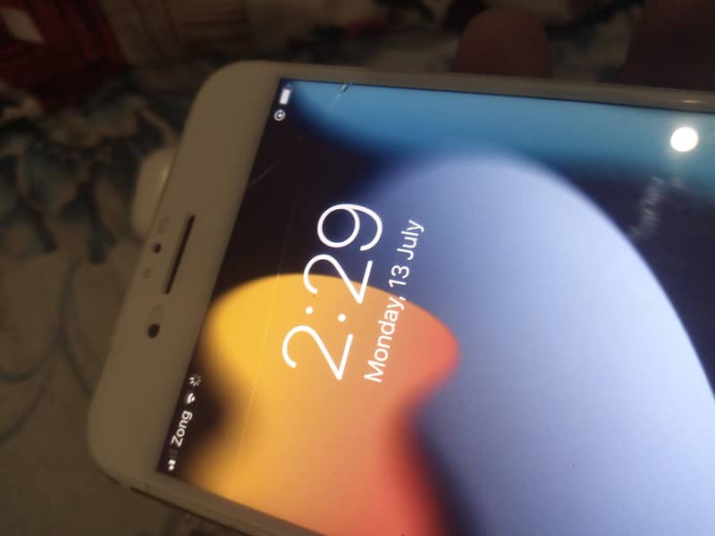 Apple iPhone 7 Plus 2