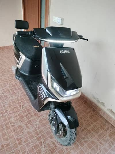 Evee gen-Z electric Bike  UN-REG, LIKE NEW , Original, All Documents,