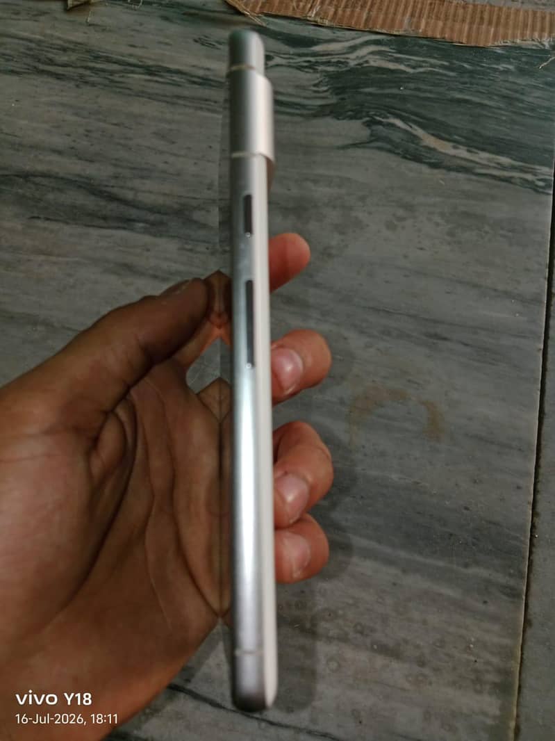 Google Pixel 7 5