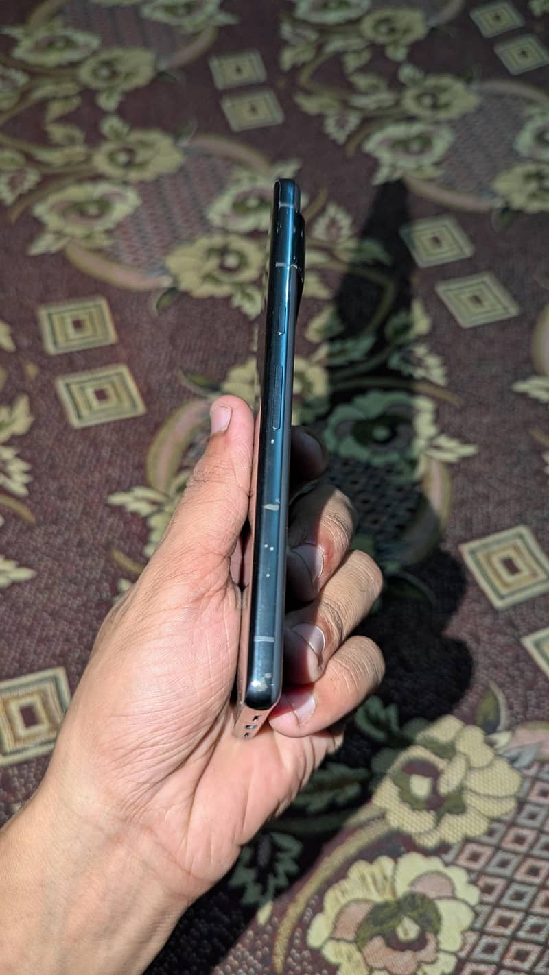 Google Pixel 7 Pro 2