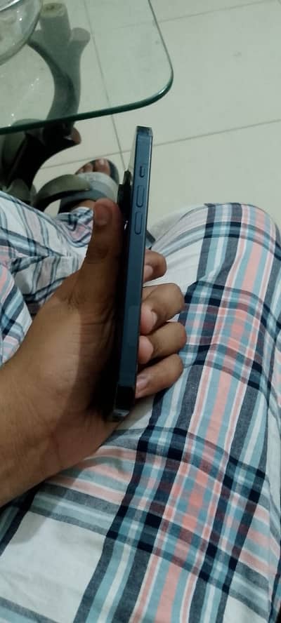 Apple iPhone 14