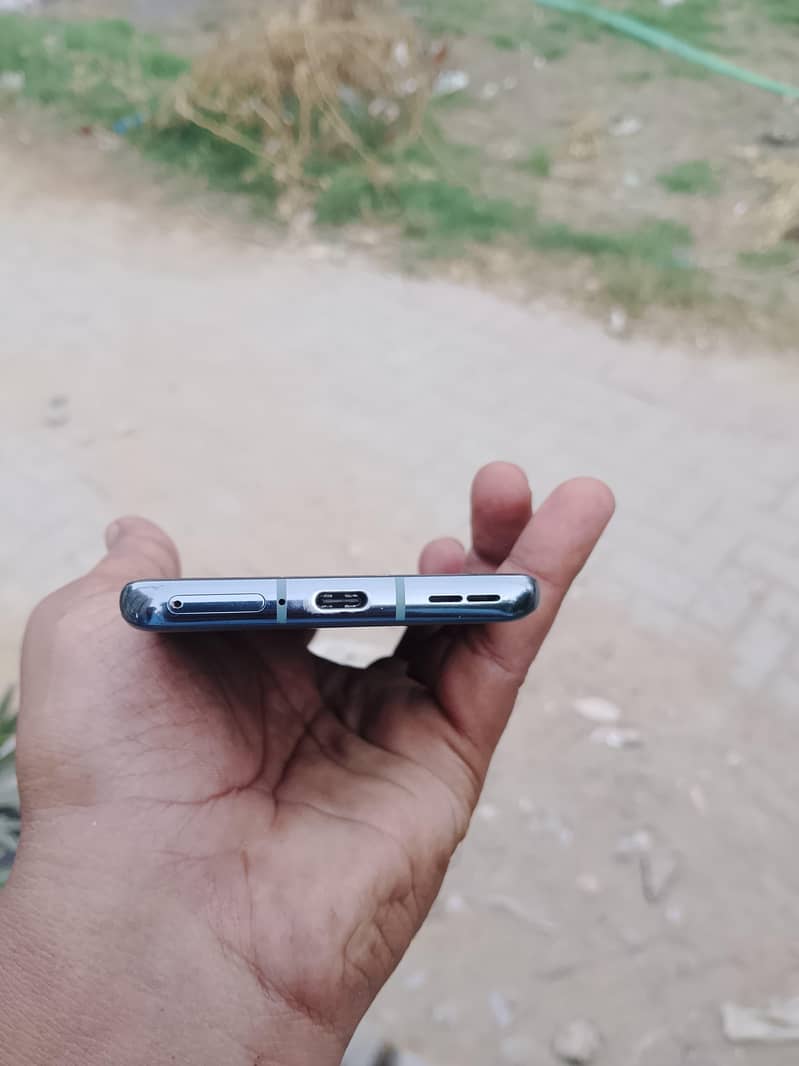 One Plus 9 Pro 4