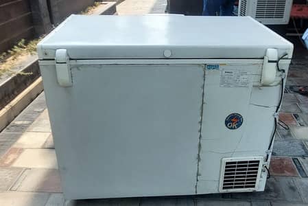 Freezer for sale in Bahria Town Lahore