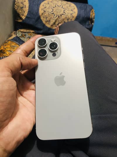 Iphone 15 pro max fu