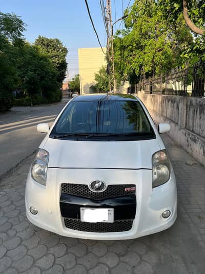 Toyota Vitz 2006/2009 1300cc