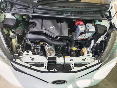 Toyota vitz spider