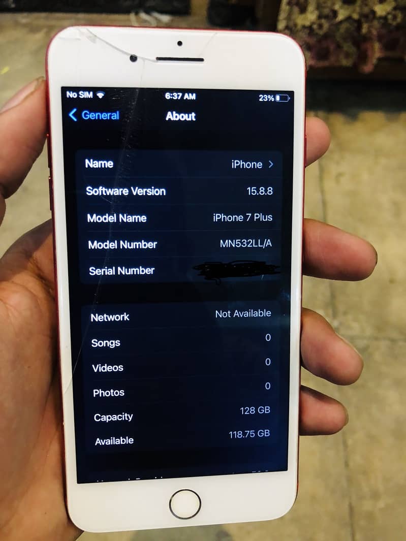 Apple iPhone 7 Plus 0