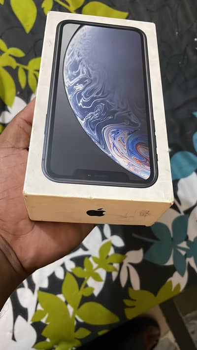 Apple iPhone XR