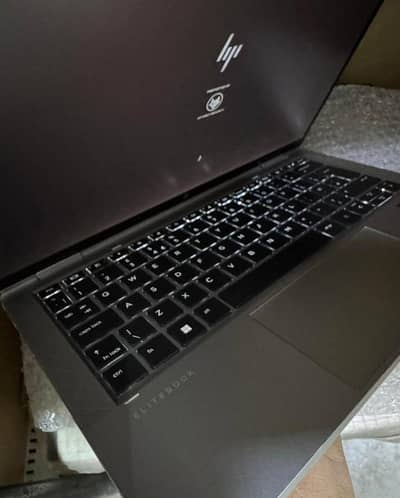 HP elitebook X360 1030 G7