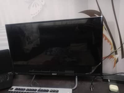 32 inch LED for sale 03198898344