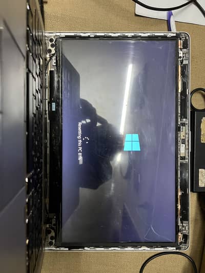 Hp folio 9480/70m selling for parts