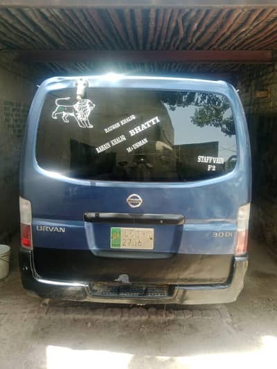 Nissan urvans 2007 tag Toyota hiace
