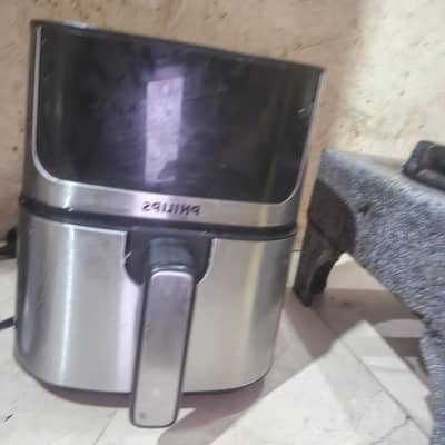 Philips Air fryer good quality, used once for making chips. I