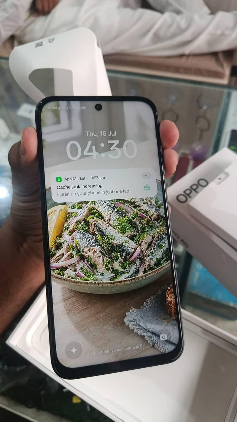 OPPO A6 0