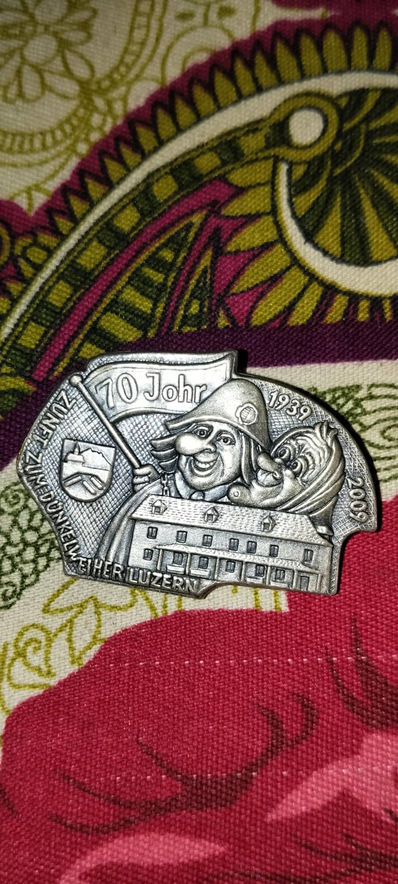 badge 2