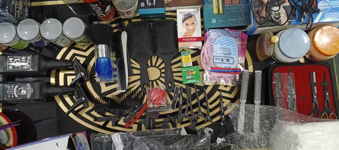 Men's Hair Salon Ka Mukammal Saaman For Sale - Urgent Sale!