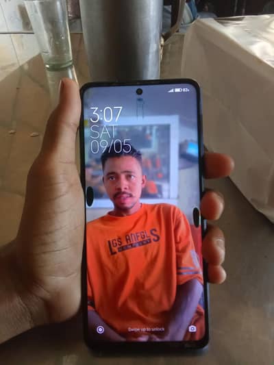 exchange possible iPhone 2020 SE  and Google pixel 4 bale non ho