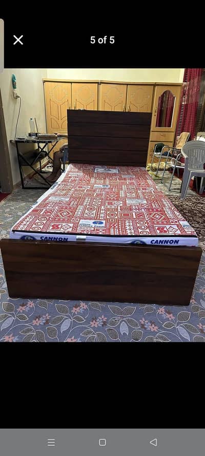 New mattress hay under warranty bed bi new hay.