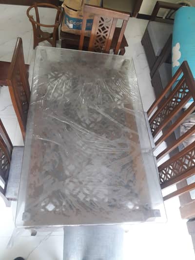 dinning table with 6 chairs
