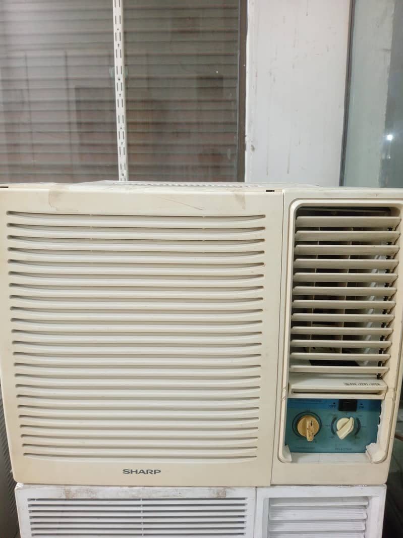 Window ac 0