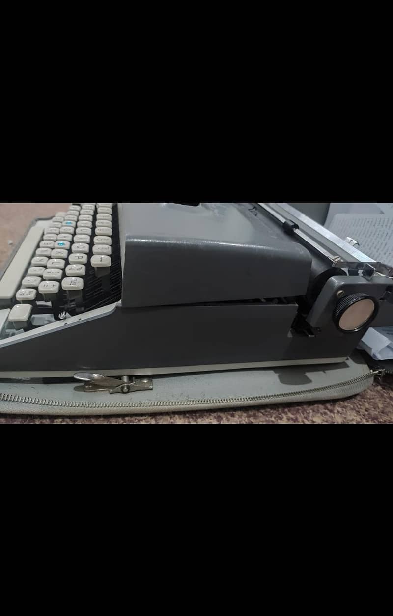 Typwriter 1