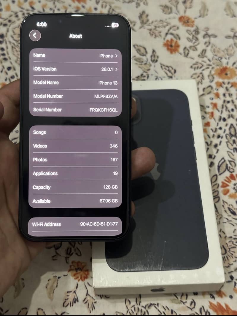 Apple iPhone 13 2