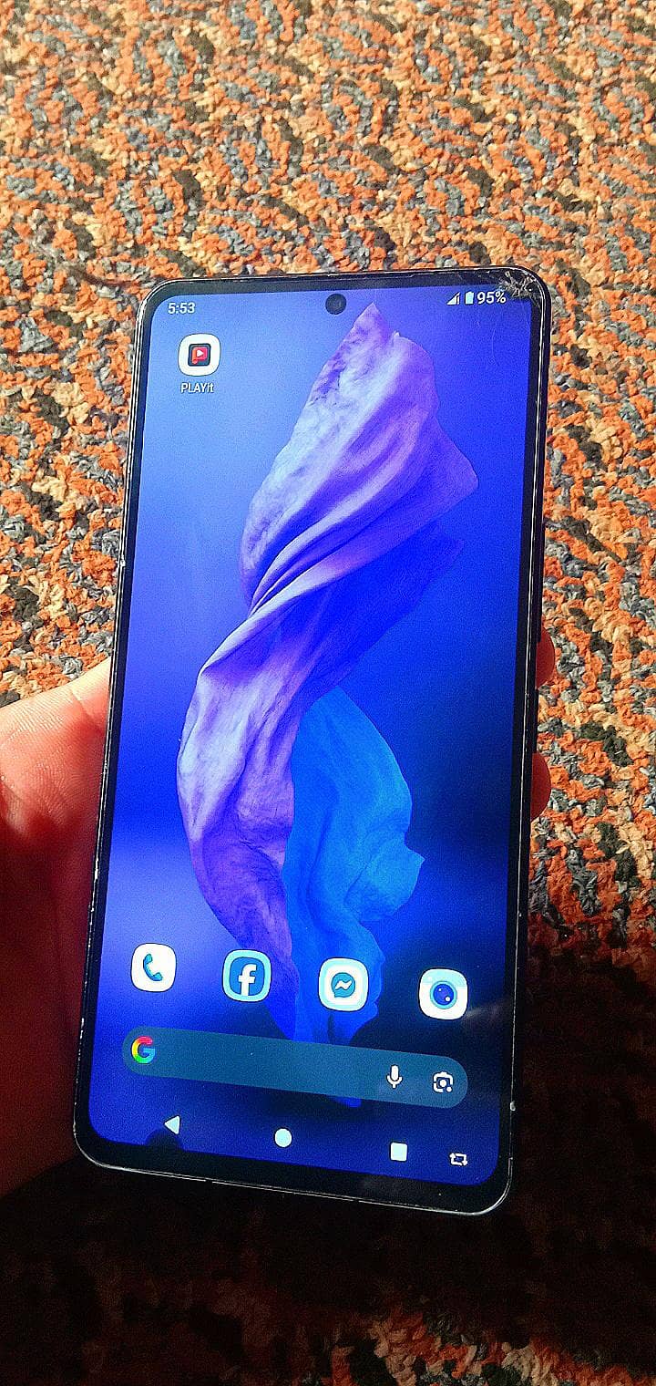 Sharp Aquos R7 1