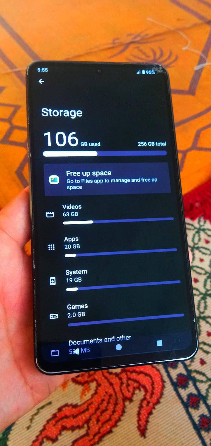 Sharp Aquos R7 10
