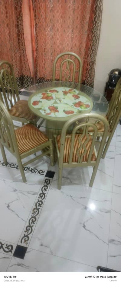 dinning table