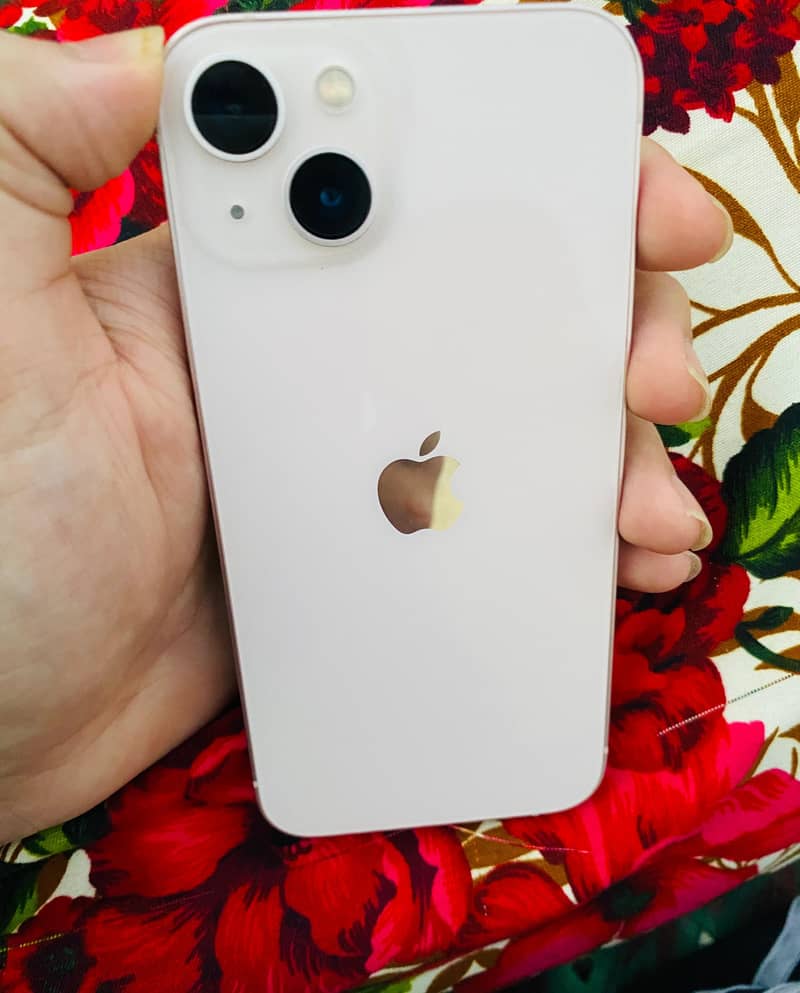 Apple iPhone 13 2