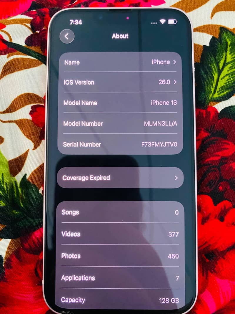 Apple iPhone 13 8