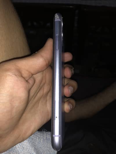 Apple iPhone 11