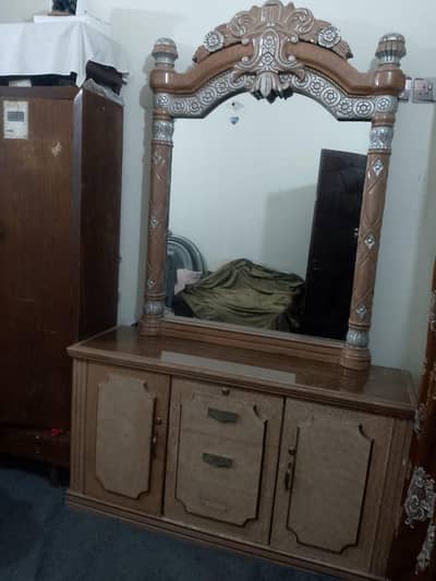 Wooden Dressing Table with Mirror – Good Condition