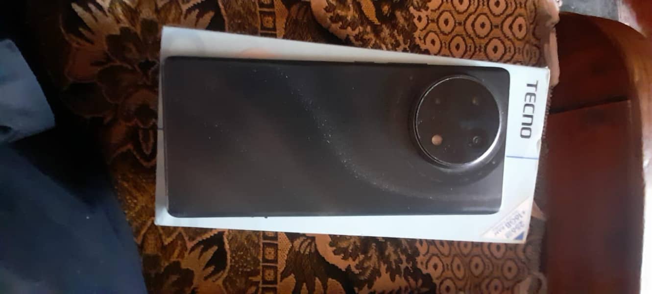 Tecno CAMON 30S 1