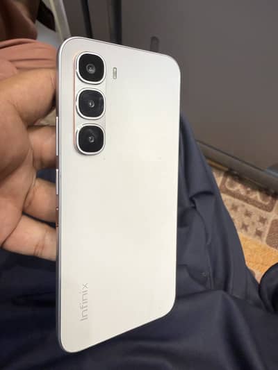 Infinix HOT 60 PRO