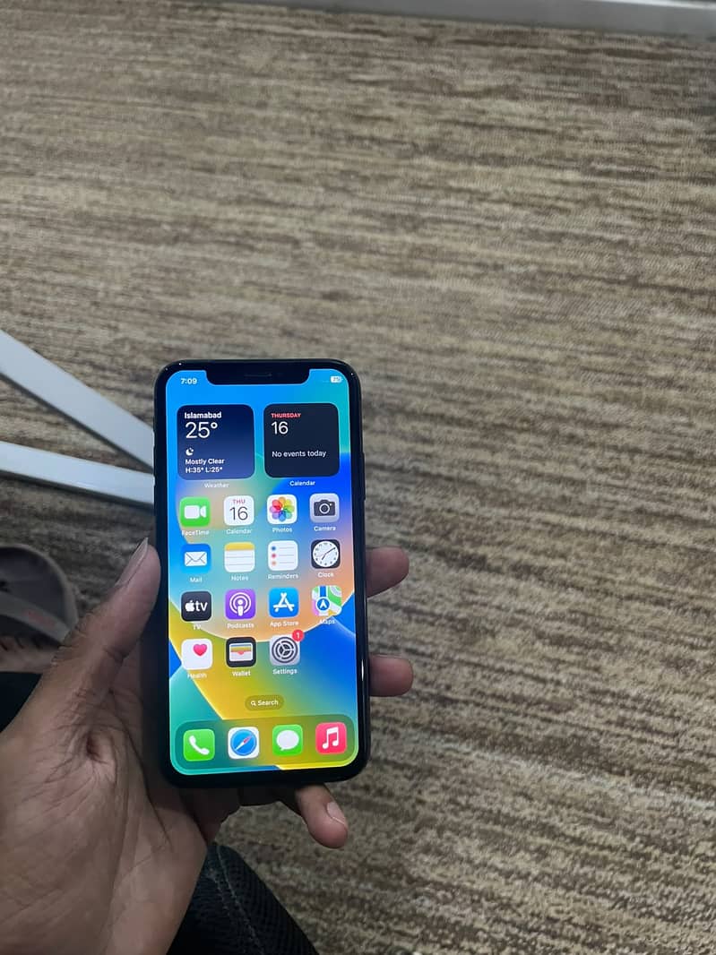 iPhone X 6
