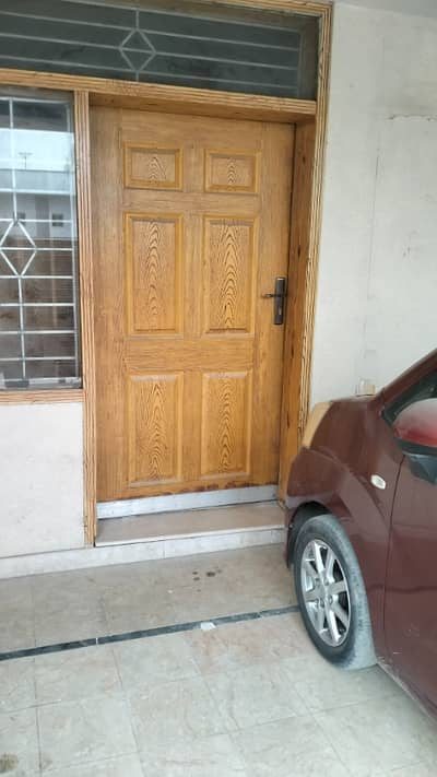 7 Marla Ground Portion For Rent In G15