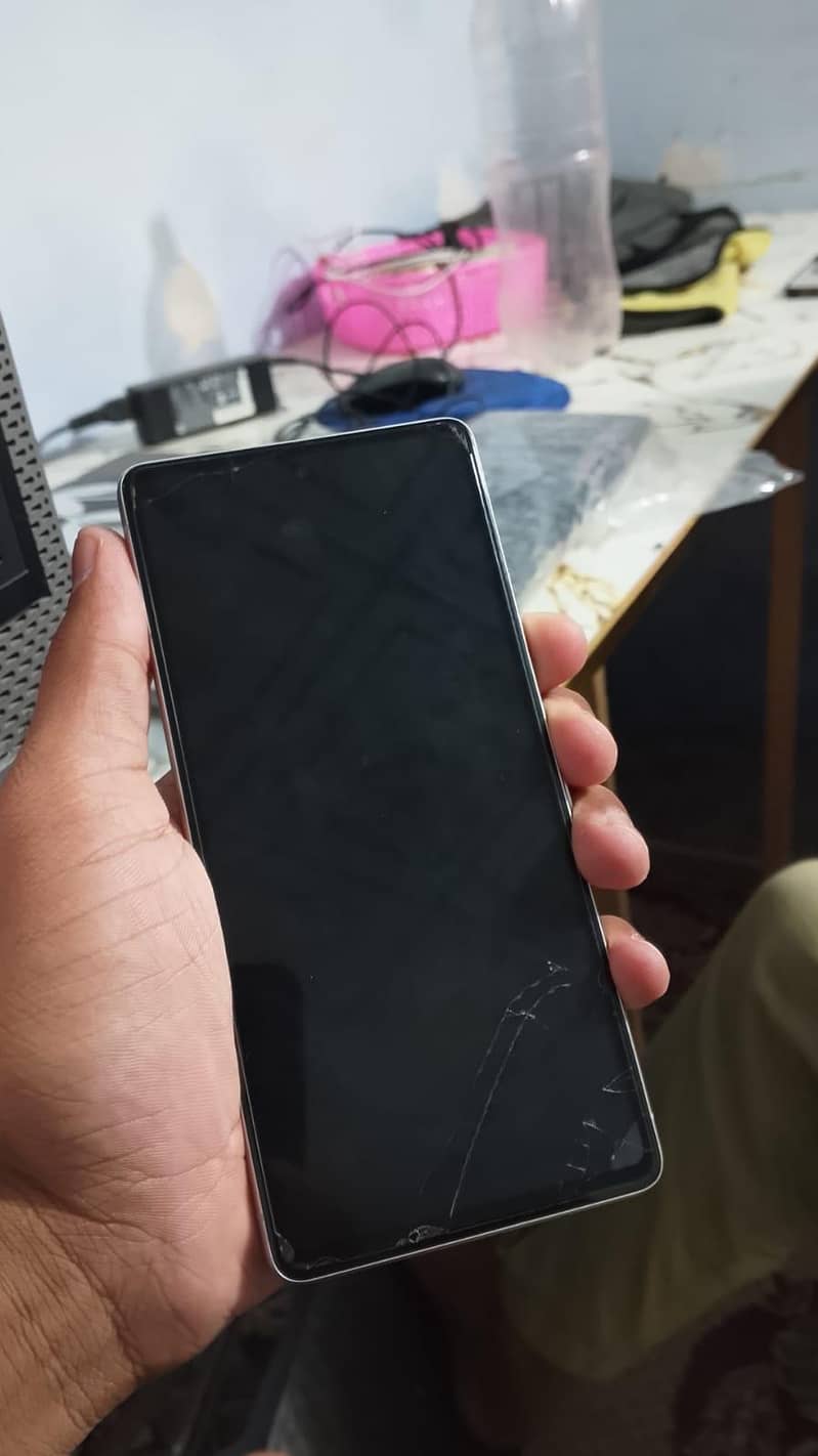 Google Pixel 7a 5