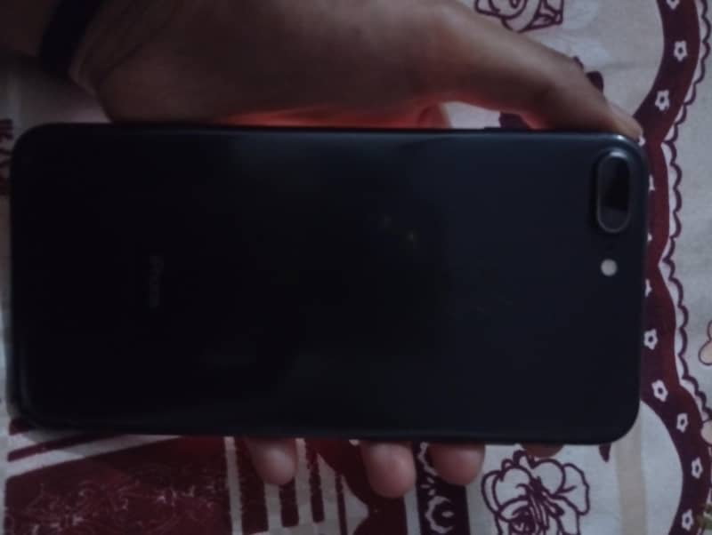 Apple iPhone 7 Plus 2