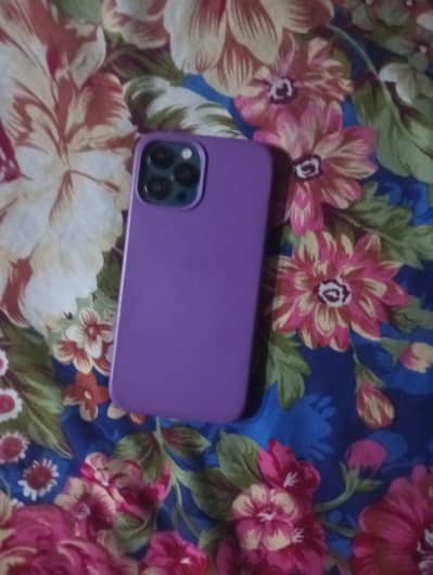 iphone 12 pro max icloud lock