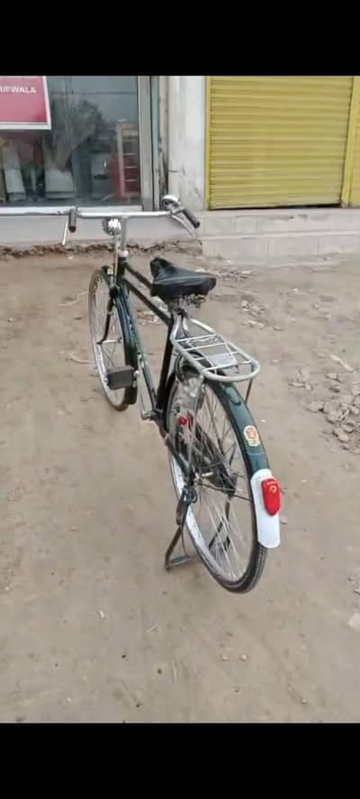 اچھی حالت میں چائنہ سائکل فروخت کے لئے دستیاب۔ WhatsApp03013048522
