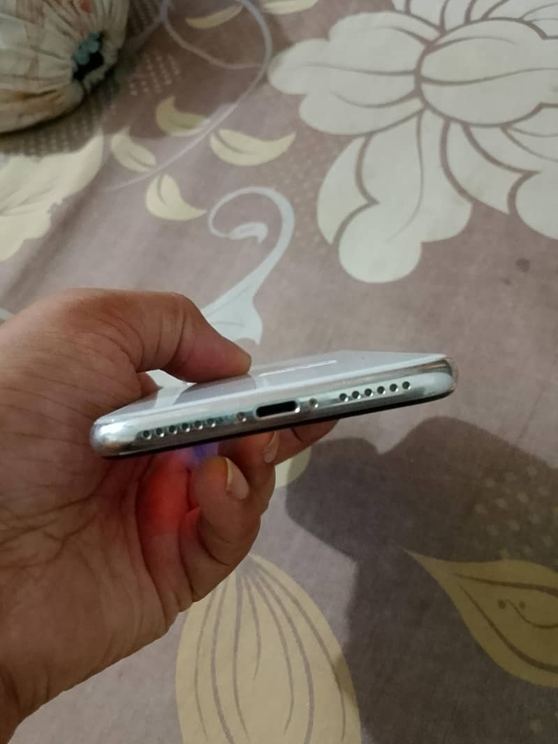 Apple iPhone X 2