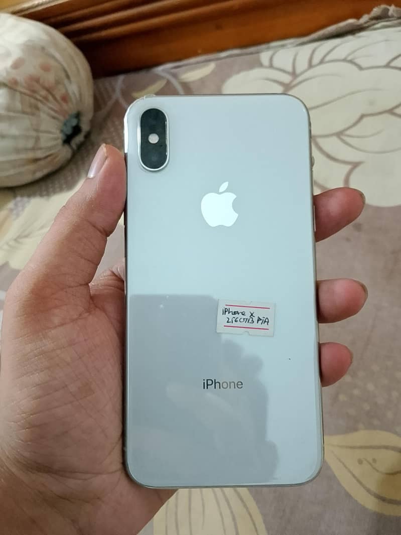 Apple iPhone X 3