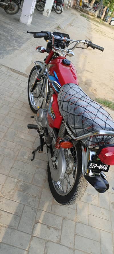 CG 125